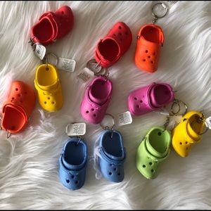 2 keychains for char